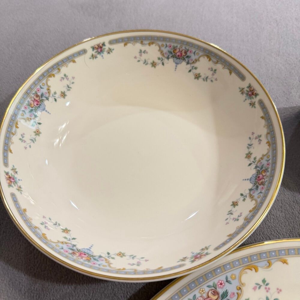 Royal Doulton Juliet 6 Piece Place Setting England Fine Bone China - Picture 4 of 7